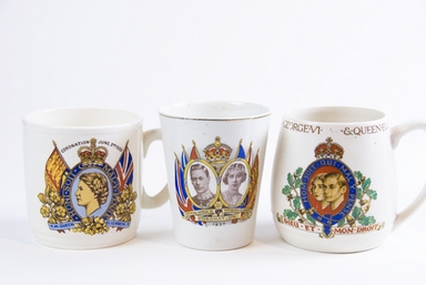 Queen Mary Mugs